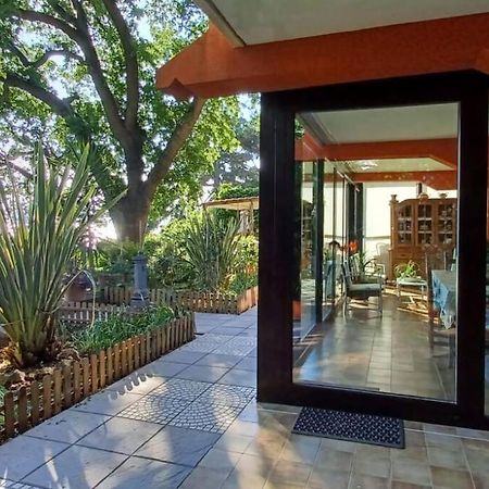 Brezza Marina - Appartamento In Villa Fronte Mare Триест Екстериор снимка